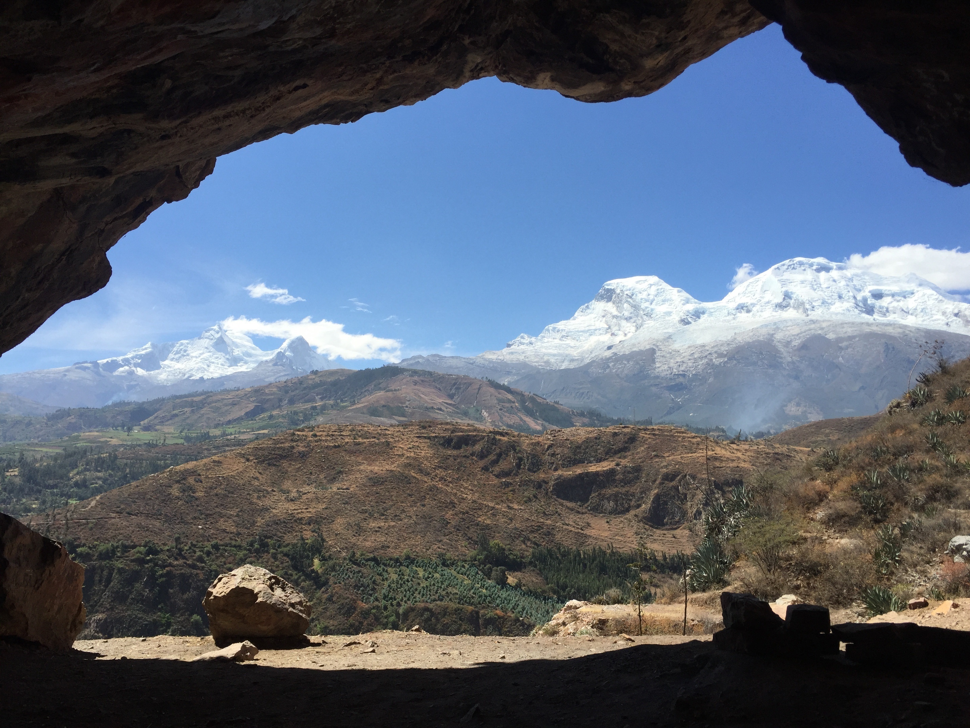 Nevados desde la Cueva del Guitarrero